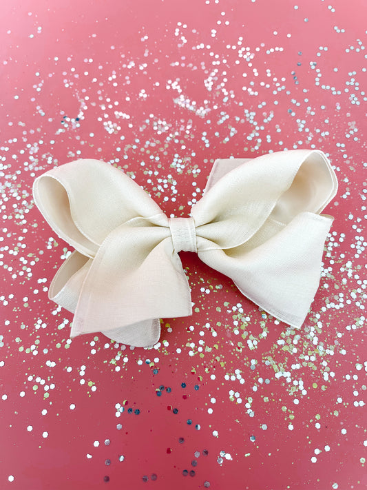 King Linen Cream Bow